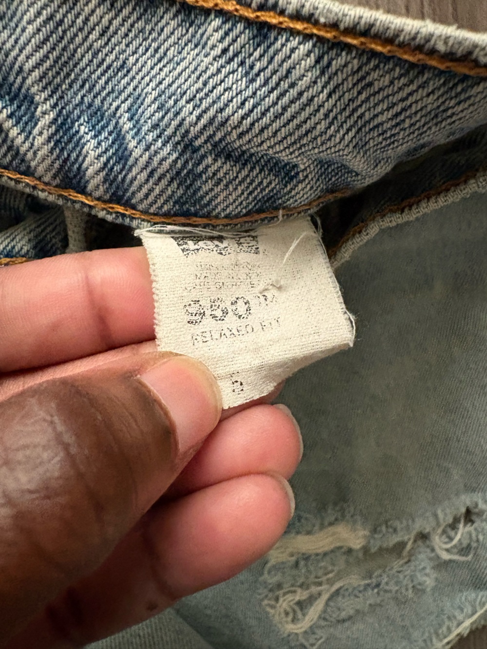 Orange Tab Levi's Light Wash Distressed Denim High Waisted Shorts - Picture 2 of 4